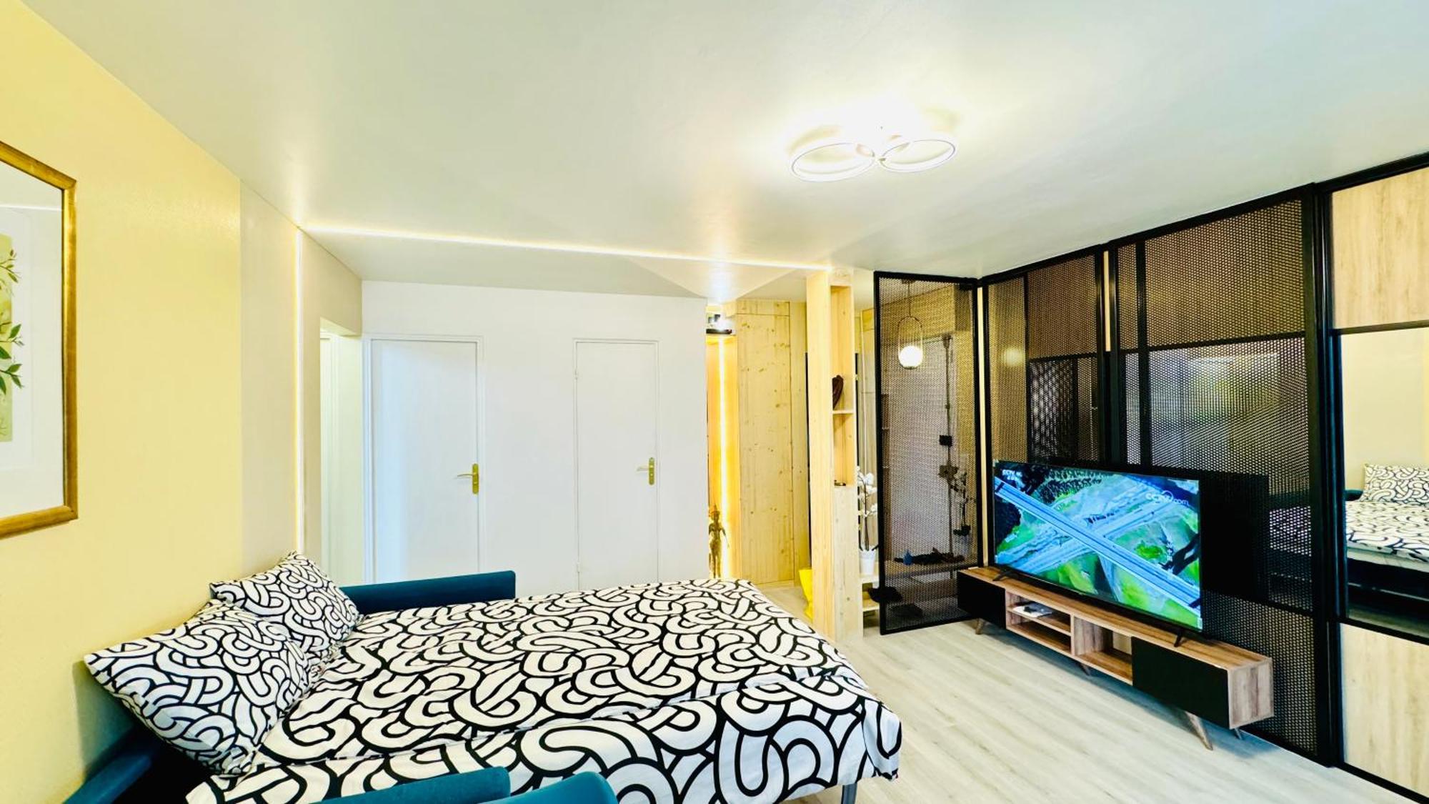 Pinky Bird Paris 13 Apartment Екстериор снимка